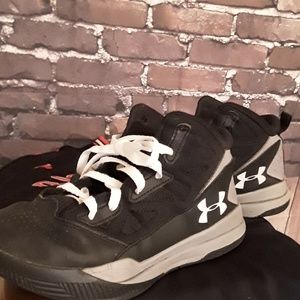 Under Armour Youth Basketball Shoes